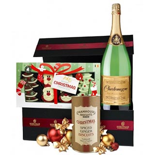 Sparkling Delights Christmas Hamper image